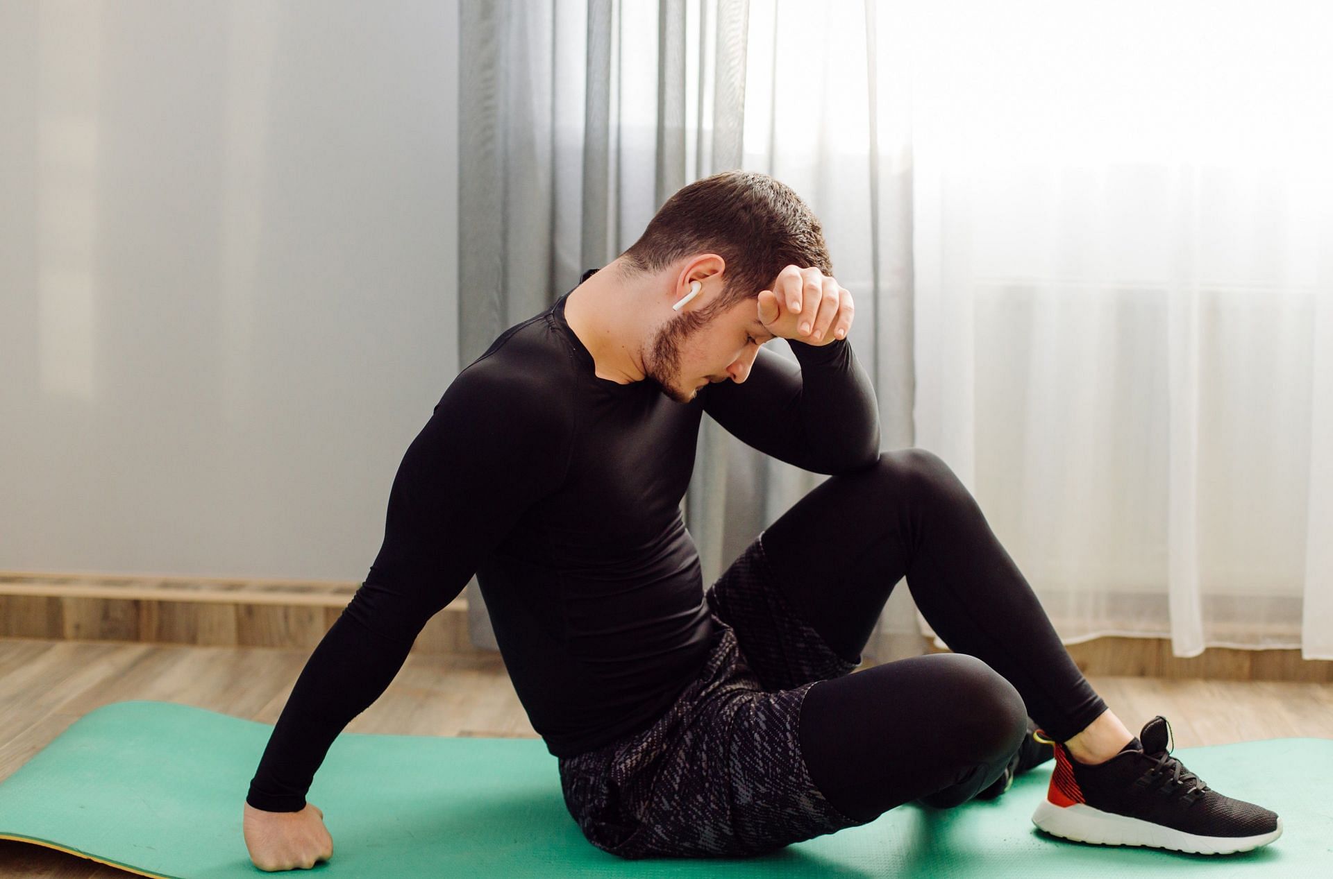 Anything in the excess can be harmful for your health. (Image via Freepik/bristekjegor)